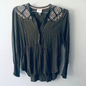 Green long sleeve top